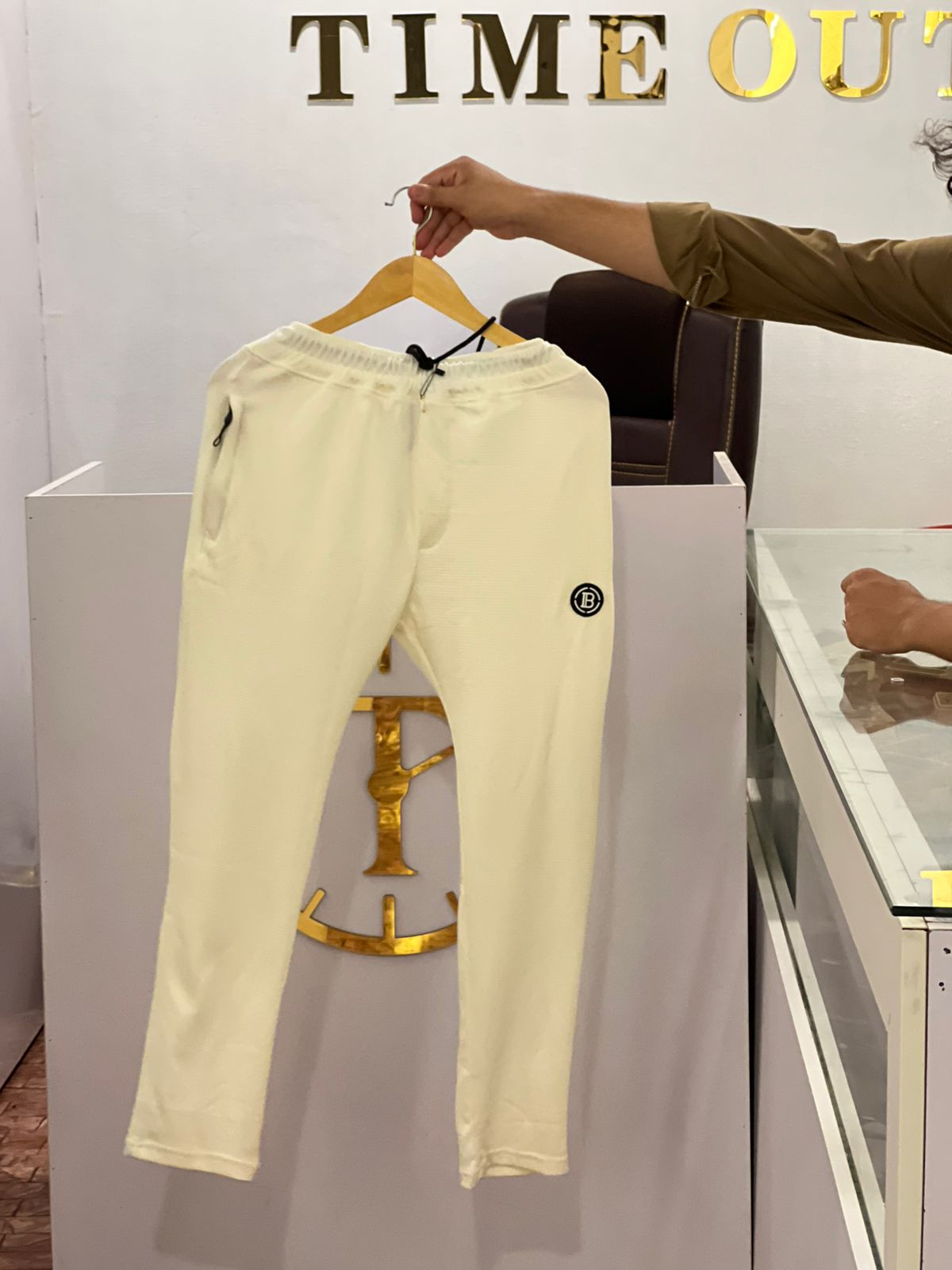 Off-White Textured Slim Fit Jogger